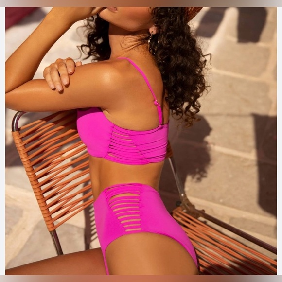 L*Space Harrington Bitsy Bikini Top and Bottom In Bright Fuchsia - Picture 1 of 6